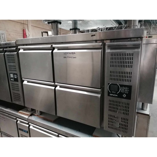 Μεταχειρισμένο Ψυγειο Πάγκος με Τέσσερα Συρτάρια Μάρκας GINOX με εξωτερικό Μοτέρ 115Χ70Χ86