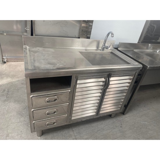 Μεταχειρισμένο ερμάριο με λάντζα 120X60X86
