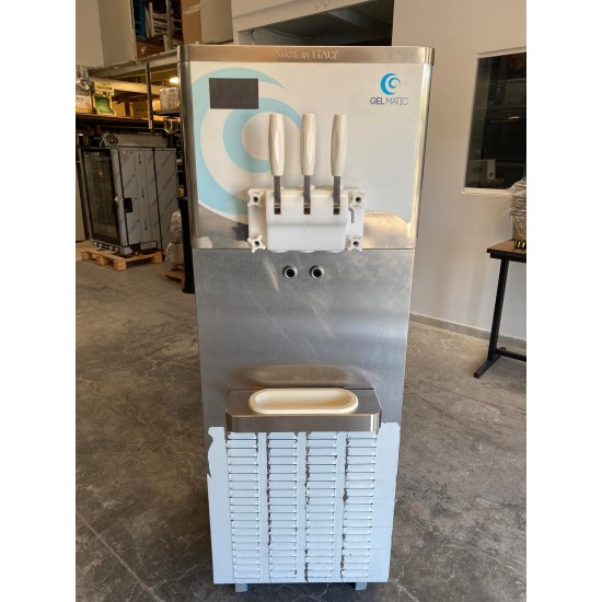 Παγωτομηχανή Gelmatic