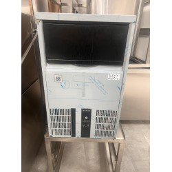 Eκθεσιακή Παγομηχανή ΚASTEL 50X67X82 για Παγότριμμα 