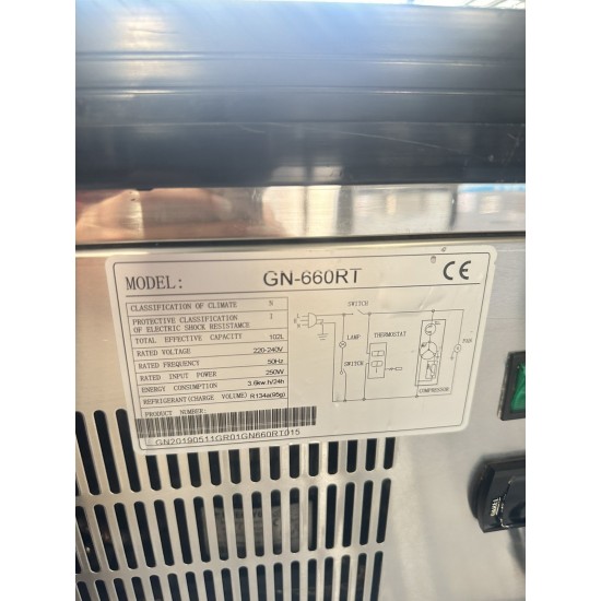Μεταχειρισμένη ψυχόμενη βιτρίνα επιτραπέζια GN-660RT   66Χ53Χ73