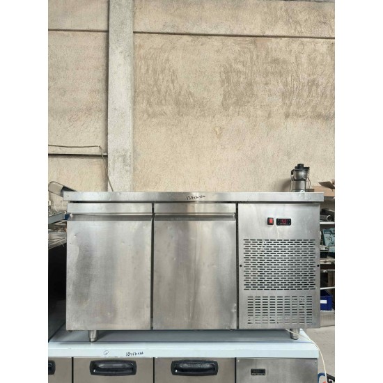 Μεταχειρισμένο Ψυγείο Πάγκο με Δυο Πόρτες και δεξιά Μοτέρ 139Χ70Χ86 Μεταχειρισμένο Ψυγείο Πάγκο με Δυο Πόρτες και δεξιά Μοτέρ 139Χ70Χ86