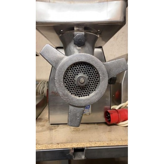 Μεταχειρισμένη μηχανή κιμά 