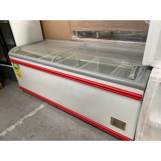 Μεταχειρισμένη κατάψυξη με τζάμι 210Χ90Χ80