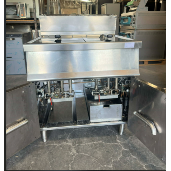 Μεταχειρισμένη Φριτέζα Αερίου διπλή Dexion 80X73X86
