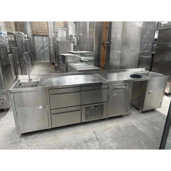 Μεταχειρισμένο Ψυχόμενο Πόστο καφέ 300Χ70Χ86 με 2 Γούρνες, ρινσερ και θέση για κάδο