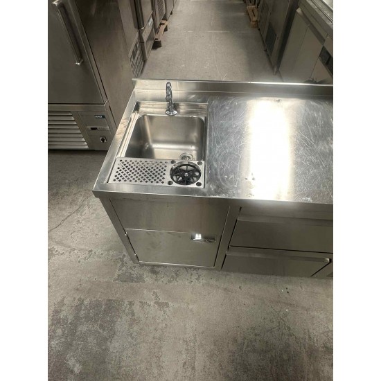 Μεταχειρισμένο Ψυχόμενο Πόστο καφέ 300Χ70Χ86 με 2 Γούρνες, ρινσερ και θέση για κάδο